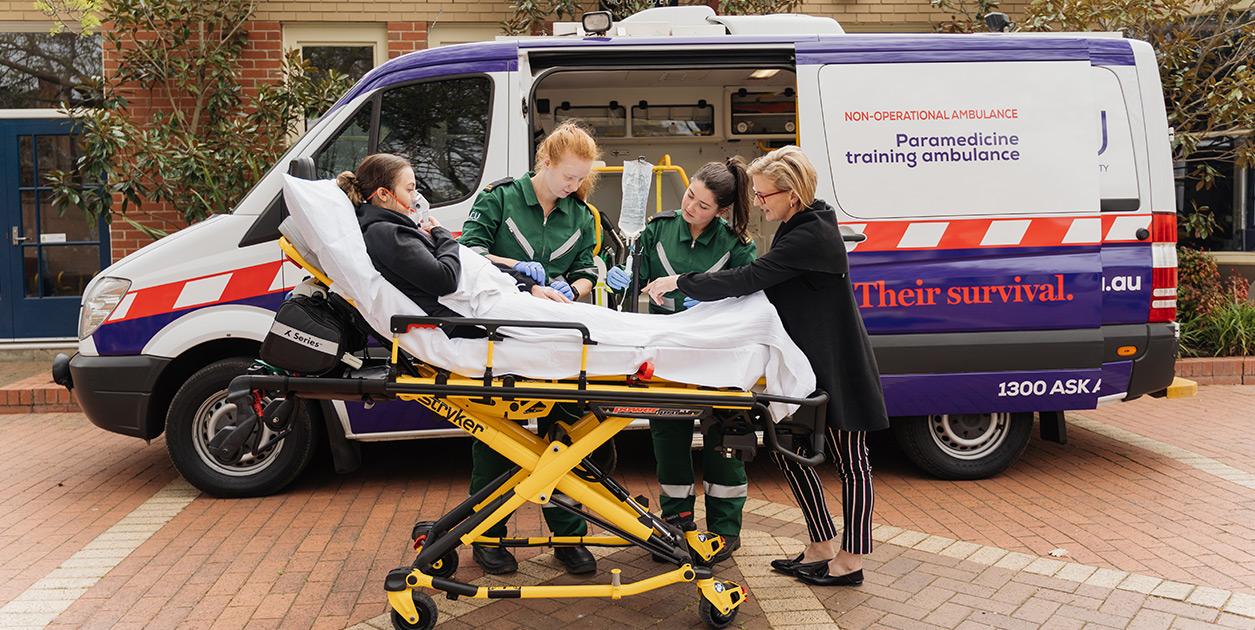 Bachelor Of Nursing And Paramedicine Melbourne - INFOLEARNERS